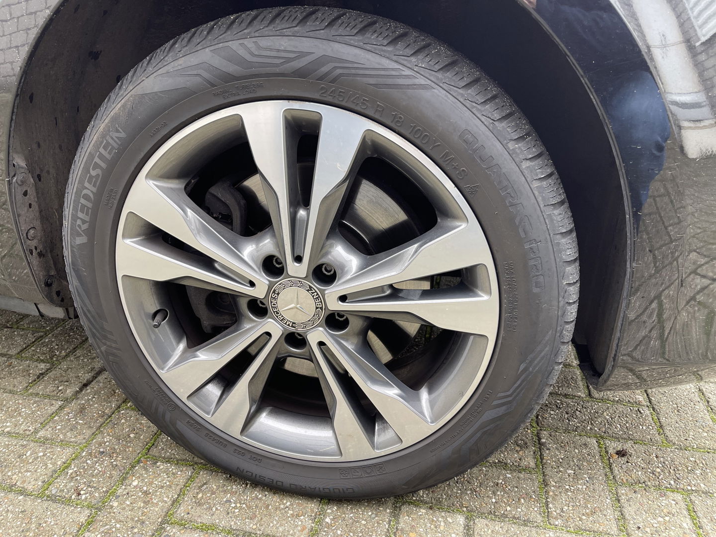 Mercedes-Benz V-Klasse 250d 190pk automaat Lang L2H1 DC 5 persoons Avantgarde / vaste prijs rijklaar € 39.950 marge / lease vanaf € 652 / zwart leer / electrische schuifdeuren / zwart metallic / burmester