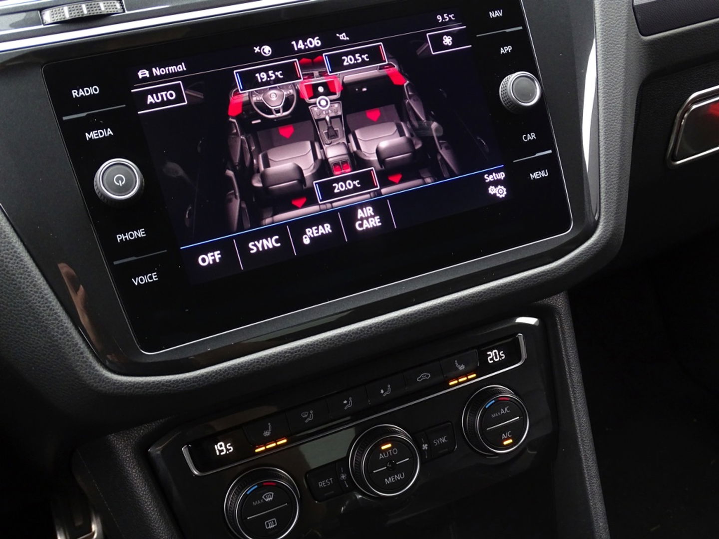 Volkswagen Tiguan 1.5 TSI 150PK automaat / Highline / R-line / LED *NAP*