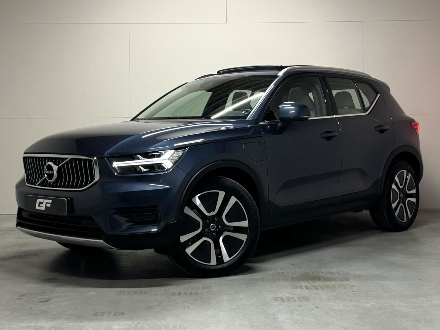 Volvo XC40 1.5 T4 Recharge Inscription Pano Leer Carplay Camera
