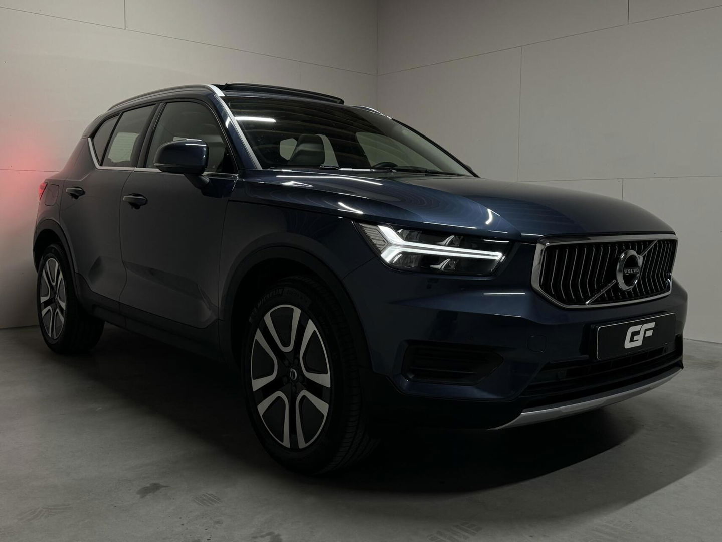 Volvo XC40 1.5 T4 Recharge Inscription Pano Leer Carplay Camera
