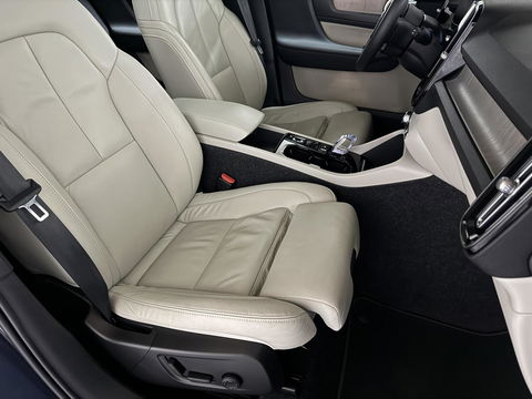 Volvo XC40 1.5 T4 Recharge Inscription Pano Leer Carplay Camera