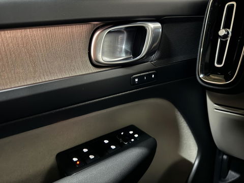 Volvo XC40 1.5 T4 Recharge Inscription Pano Leer Carplay Camera