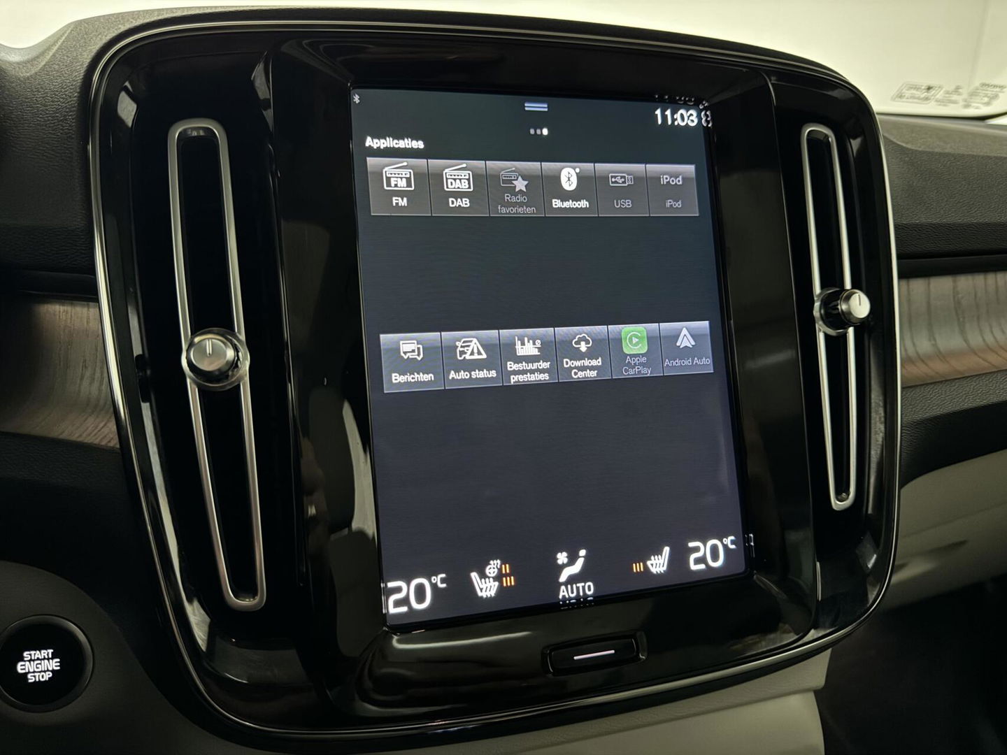 Volvo XC40 1.5 T4 Recharge Inscription Pano Leer Carplay Camera