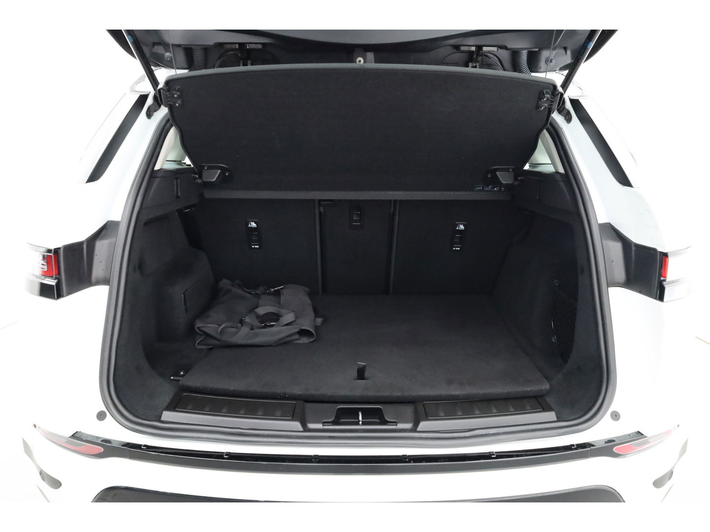 Land Rover Range Rover Evoque 1.5 P300e AWD S | Afn. Trekhaak | 20'' | 360cam | Stoel- Stuurverw. | Dodehoekdet. | Apple CarPlay