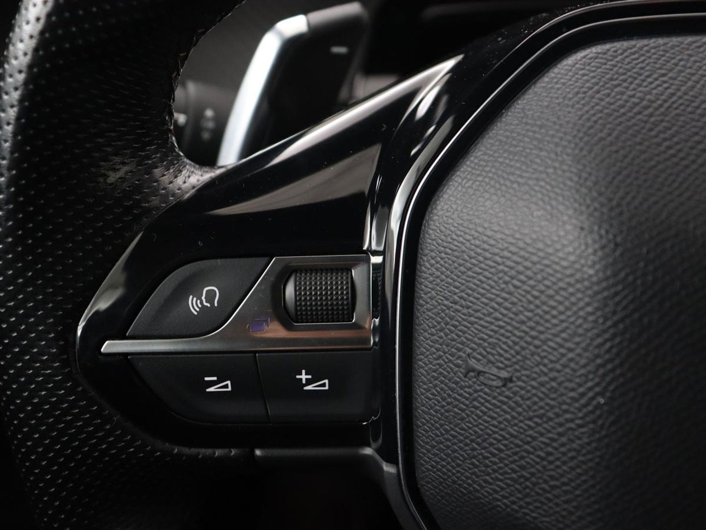 Peugeot 508 1.6 HYbrid GT | Stoelverwarming | Adaptive cruise | Camera | Carplay | Half leder | Keyless | Navigatie | Full LED | Sfeerverlichting | Digital Cockpit | PHEV | Plug In