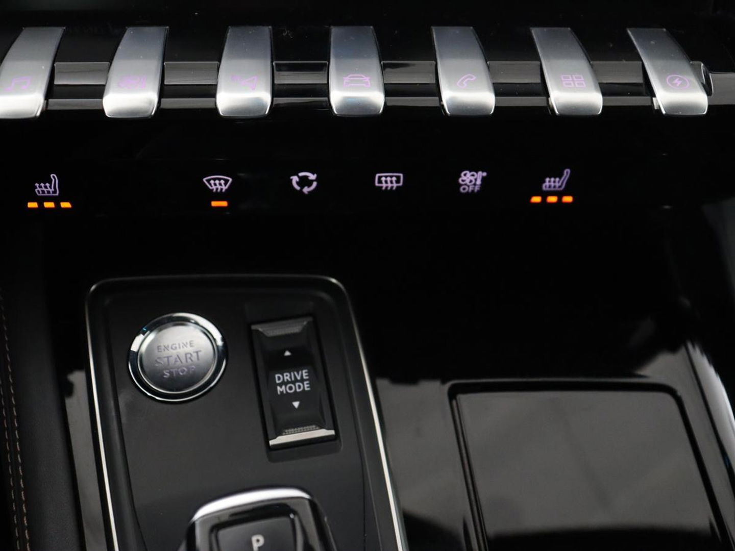 Peugeot 508 1.6 HYbrid GT | Stoelverwarming | Adaptive cruise | Camera | Carplay | Half leder | Keyless | Navigatie | Full LED | Sfeerverlichting | Digital Cockpit | PHEV | Plug In