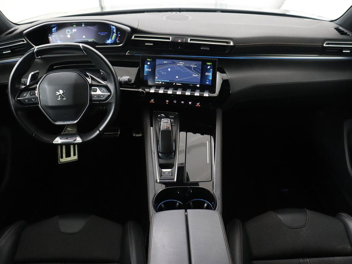 Peugeot 508 1.6 HYbrid GT | Stoelverwarming | Adaptive cruise | Camera | Carplay | Half leder | Keyless | Navigatie | Full LED | Sfeerverlichting | Digital Cockpit | PHEV | Plug In