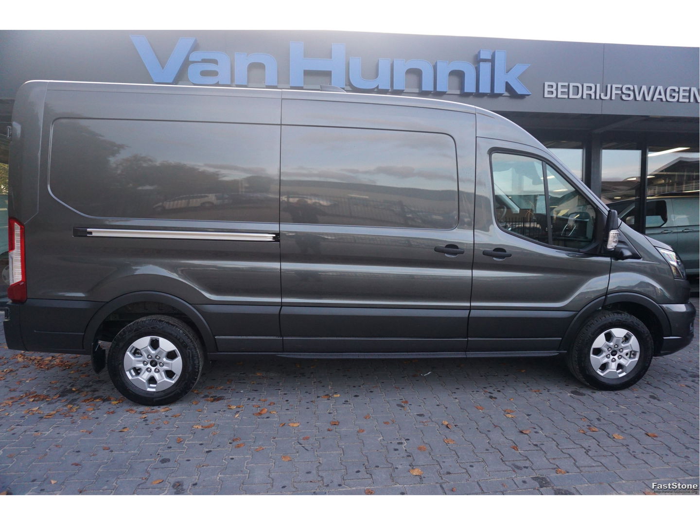 Ford Transit 350L L3H2 Limited AUT-10 RWD 165PK BPM VRIJ Navi, Adap. Cruise, 360° Cam, 3.5T Trekhaak!! NR. A218