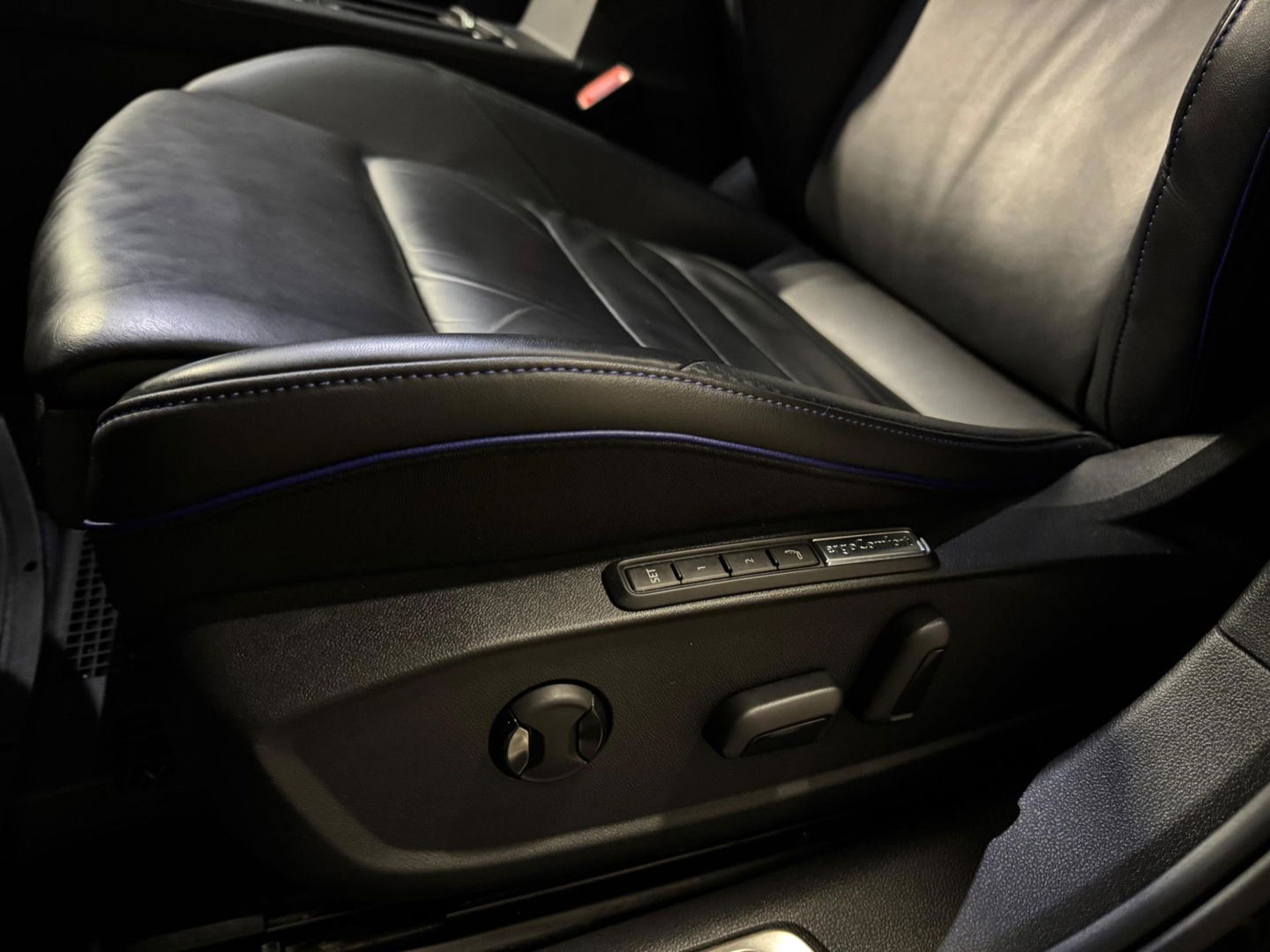 Volkswagen Arteon 2.0 TSI R PANO KEYLESS HUD VOL'