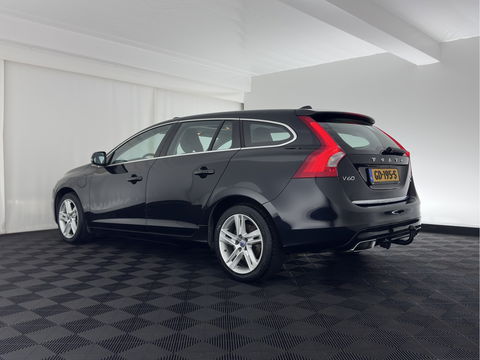 Volvo V60 2.4 D6 AWD Plug-In Hybrid Momentum Aut. *PANO | LEATHER-FABRIC | NAVI-FULLMAP | HEATED-COMFORTSEATS | ECC | PDC | CRUISE | TOWBAR | 17''ALU*
