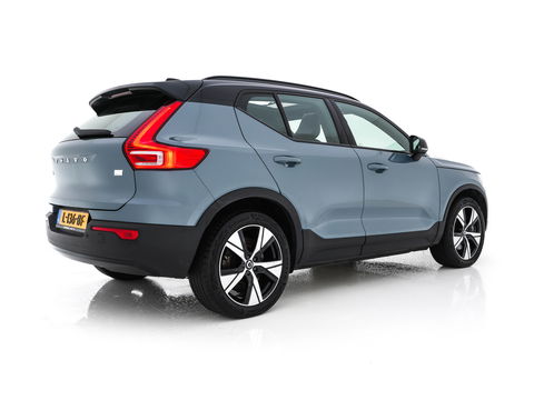 Volvo XC40 Recharge P8 AWD R-Design [ 3-Fase ] {SOH-91%} (INCL-BTW) *PANO | FULL-LEATHER | DIGI-COCKPIT | FULL-LED | MEMORY-PACK | HARMAN/KARDON | TOP-VIEW | CARPLAY | NAVI-FULLMAP | ECC | PDC | KEYLESS | HEATED-SPORTSEATS | BLIS | CAPLAY | 19"ALU*