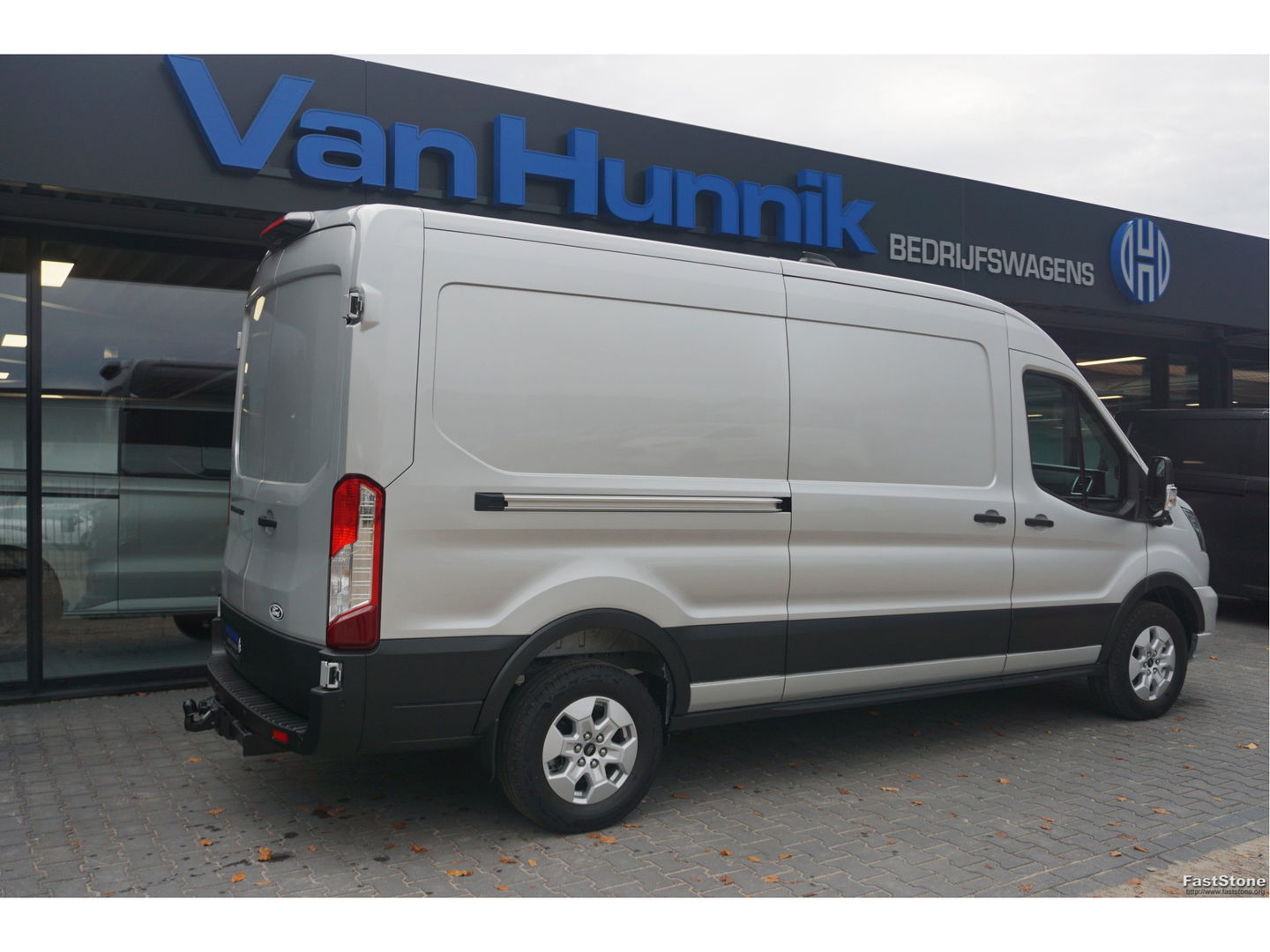 Ford Transit 350L L3H2 Limited AUT-10 RWD 165PK BPM VRIJ Navi, Adap. Cruise, 360° Cam, 3.5T Trekhaak!! NR. A214
