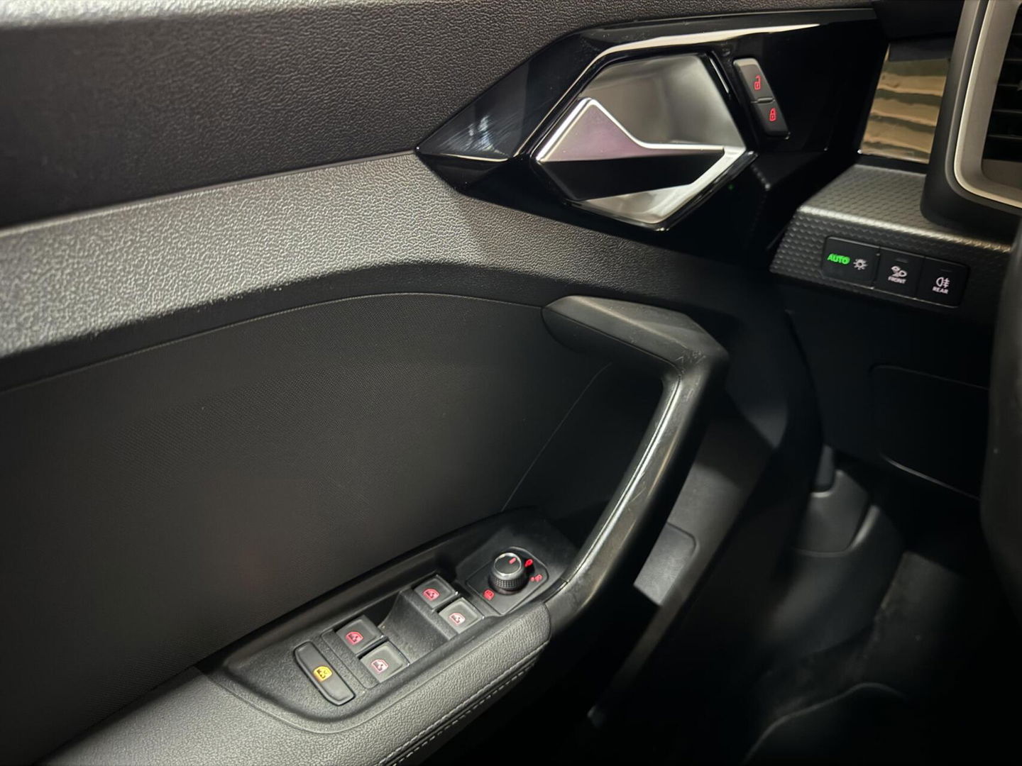 Audi A1 Sportback 30 TFSI S-Line Carplay Cruise Clima PDC