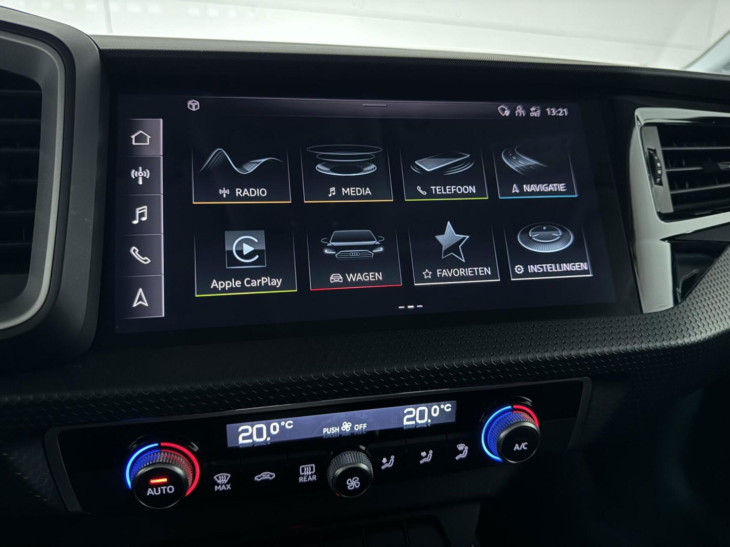 Audi A1 Sportback 30 TFSI S-Line Carplay Cruise Clima PDC