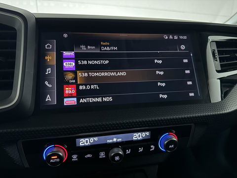 Audi A1 Sportback 30 TFSI S-Line Carplay Cruise Clima PDC