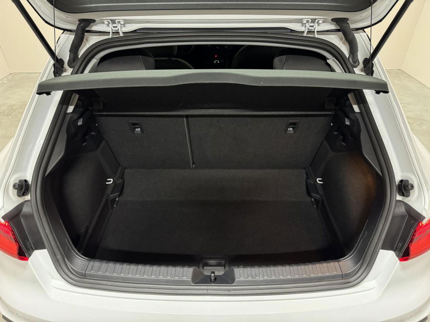 Audi A1 Sportback 30 TFSI S-Line Carplay Cruise Clima PDC