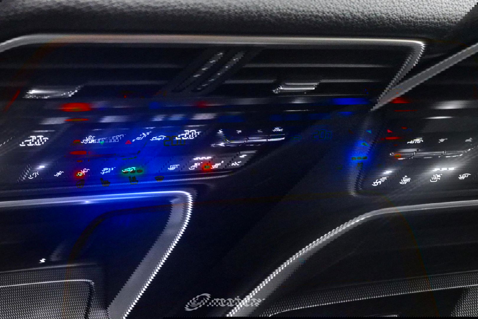 Mazda CX-60 2.5 e-SkyActiv PHEV Takumi AWD | Trekhaak | Bose | Leder | 360 cam | Adaptive | Memory | Stoelkoeling | Stoelverwarming | stuurw