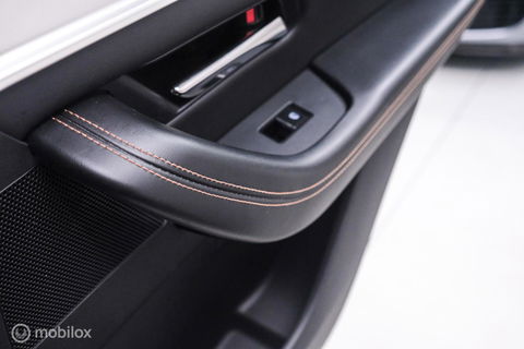 Mazda CX-60 2.5 e-SkyActiv PHEV Takumi AWD | Trekhaak | Bose | Leder | 360 cam | Adaptive | Memory | Stoelkoeling | Stoelverwarming | stuurw