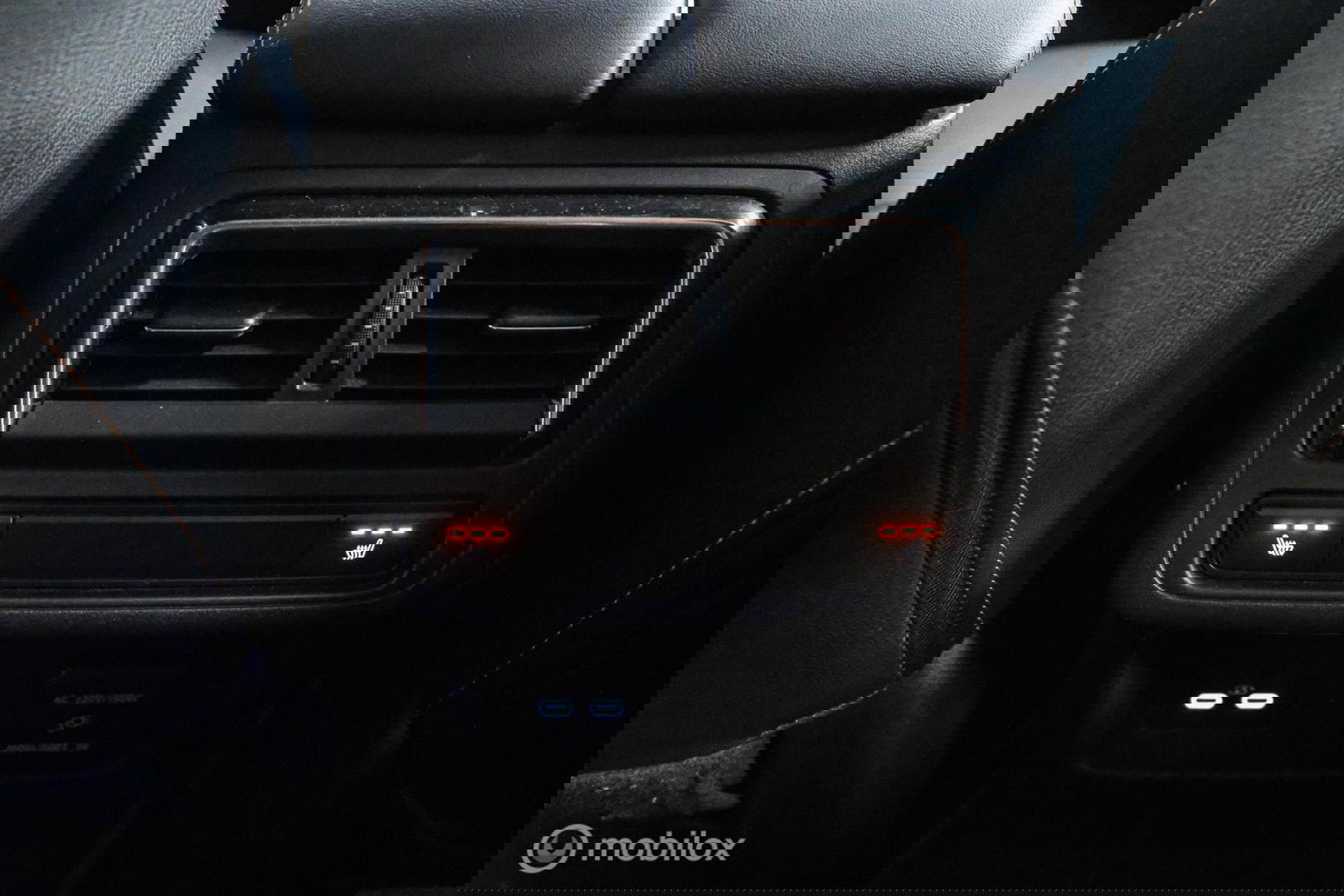 Mazda CX-60 2.5 e-SkyActiv PHEV Takumi AWD | Trekhaak | Bose | Leder | 360 cam | Adaptive | Memory | Stoelkoeling | Stoelverwarming | stuurw