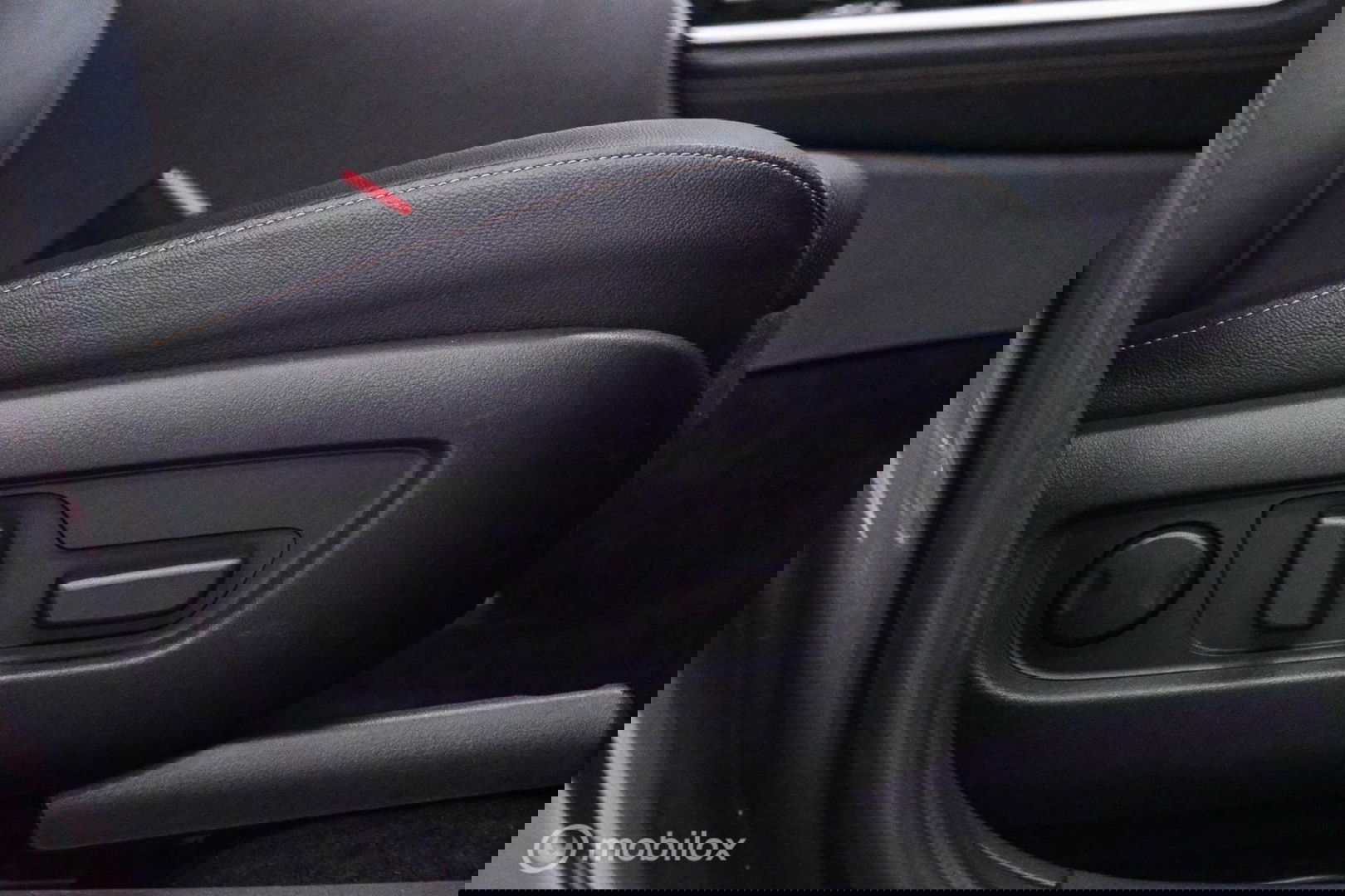 Mazda CX-60 2.5 e-SkyActiv PHEV Takumi AWD | Trekhaak | Bose | Leder | 360 cam | Adaptive | Memory | Stoelkoeling | Stoelverwarming | stuurw