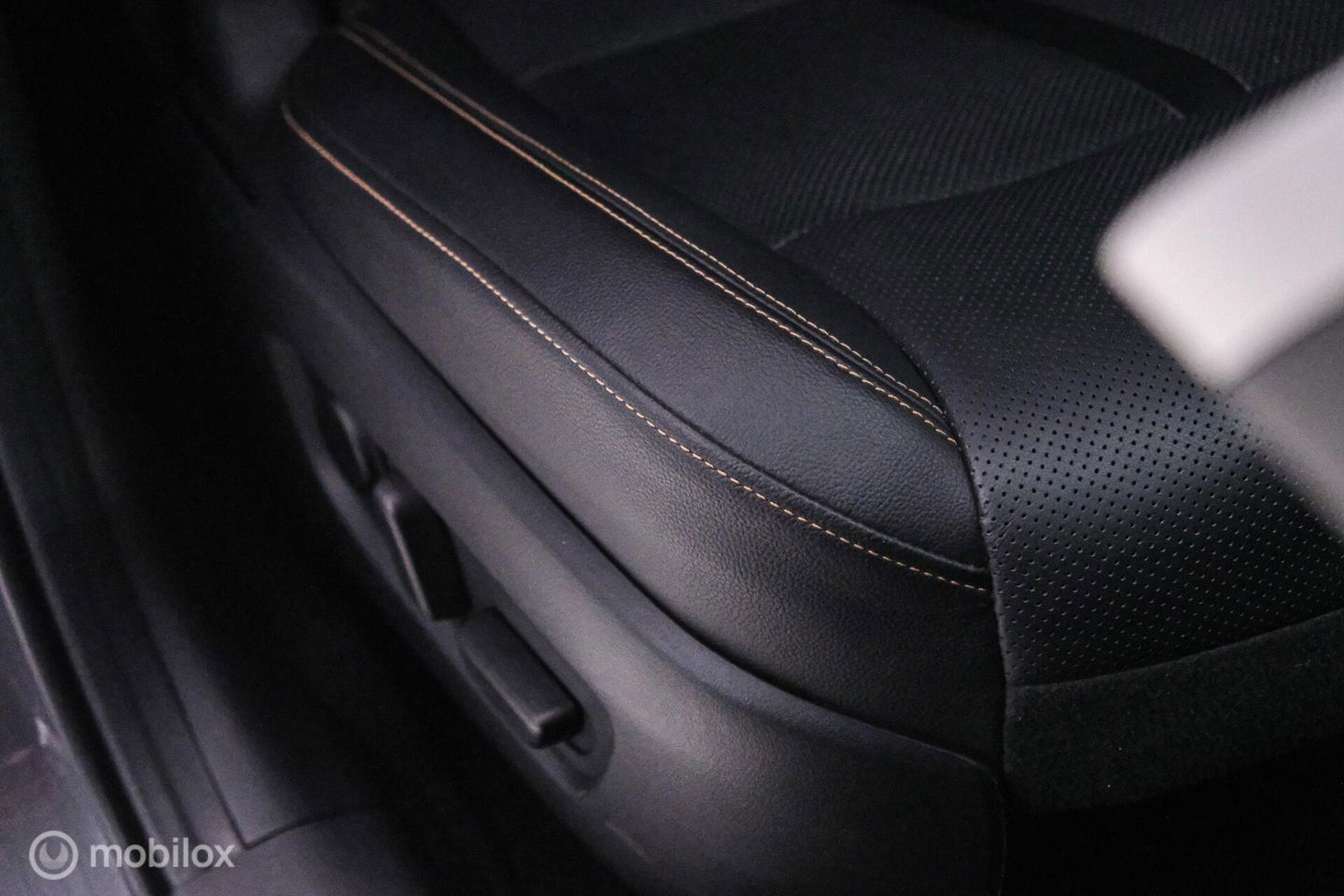 Mazda CX-60 2.5 e-SkyActiv PHEV Takumi AWD | Trekhaak | Bose | Leder | 360 cam | Adaptive | Memory | Stoelkoeling | Stoelverwarming | stuurw