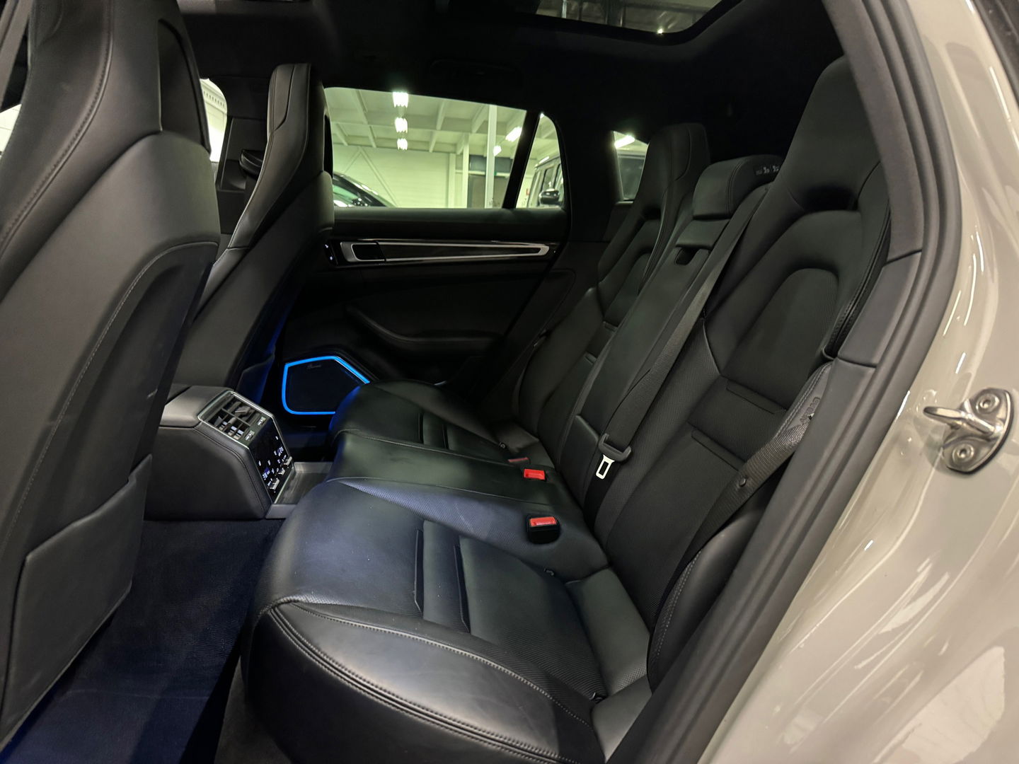 Porsche Panamera Sport Turismo 2.9 4S Pano|Sportdesign|Burmester