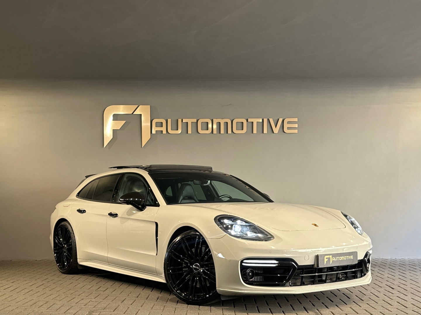 Porsche Panamera Sport Turismo 2.9 4S Pano|Sportdesign|Burmester