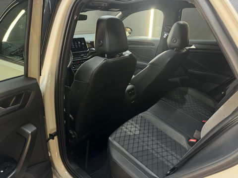 Volkswagen T-Roc 1.5 TSI R-Line Pano|Beats|Keyl|Camera|Dodeh