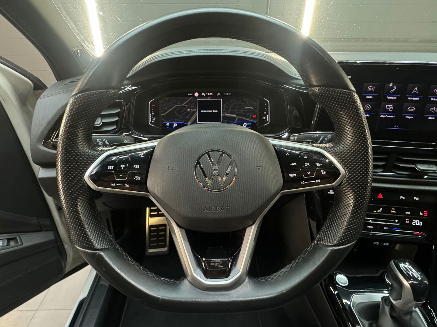 Volkswagen T-Roc 1.5 TSI R-Line Pano|Beats|Keyl|Camera|Dodeh
