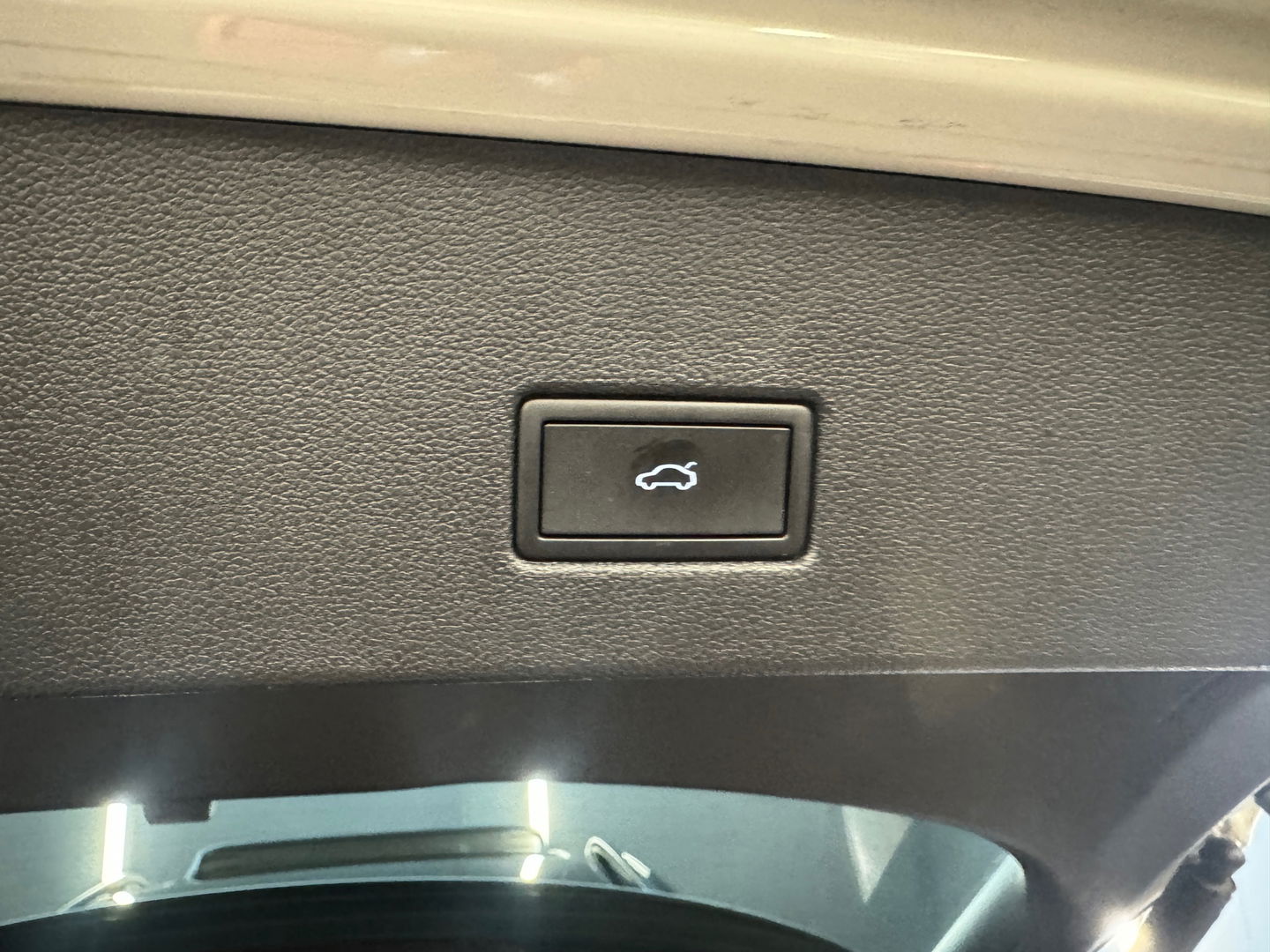 Volkswagen T-Roc 1.5 TSI R-Line Pano|Beats|Keyl|Camera|Dodeh