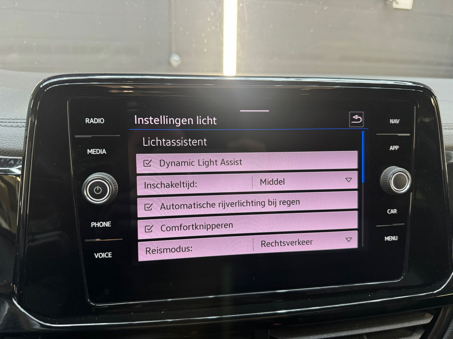 Volkswagen T-Roc 1.5 TSI R-Line Pano|Beats|Keyl|Camera|Dodeh