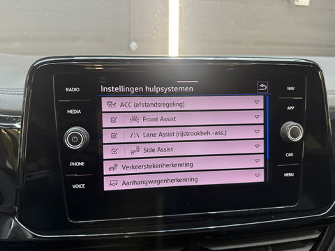 Volkswagen T-Roc 1.5 TSI R-Line Pano|Beats|Keyl|Camera|Dodeh