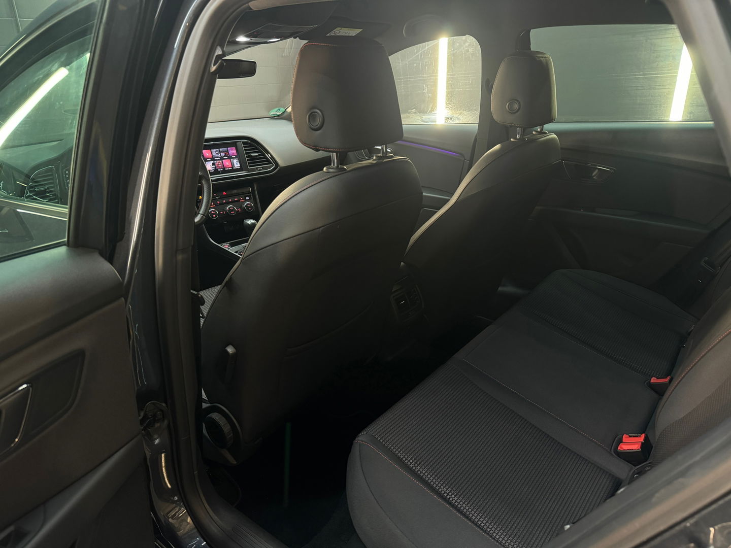 SEAT Leon 2.0 TSI FR Business Intense Keyles|DSG|Sfeer|Beats