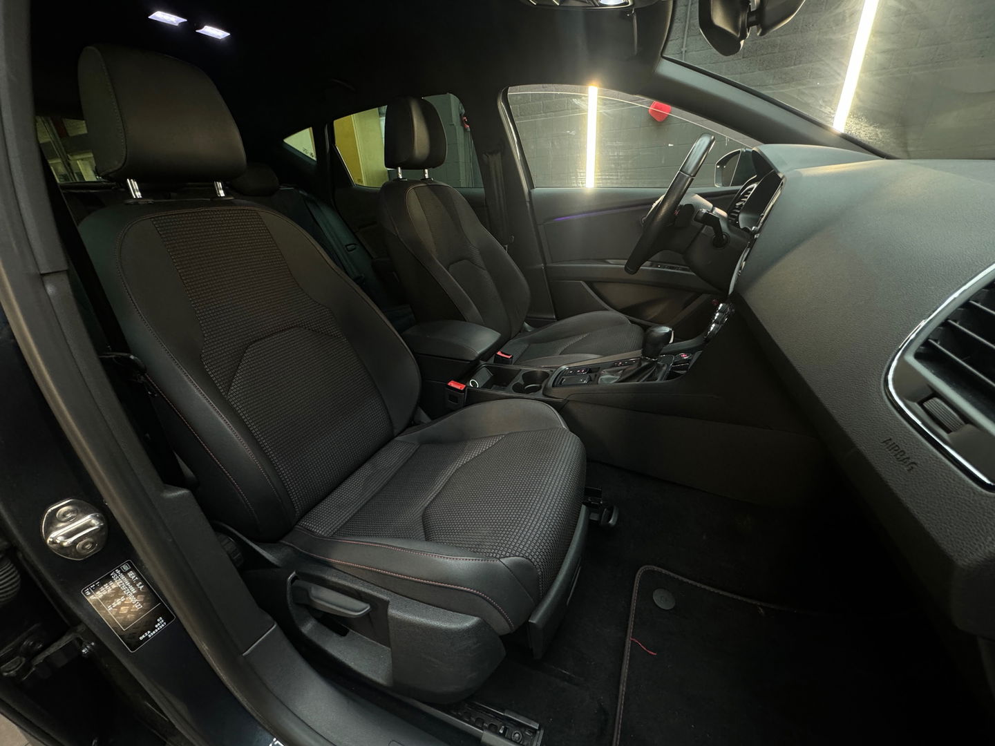 SEAT Leon 2.0 TSI FR Business Intense Keyles|DSG|Sfeer|Beats