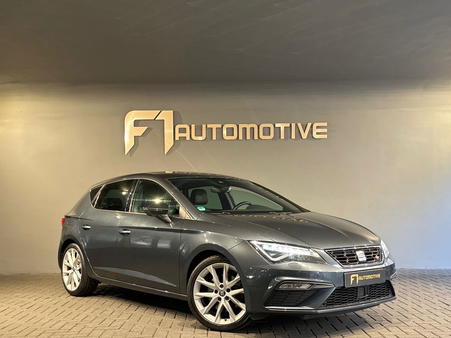SEAT Leon 2.0 TSI FR Business Intense Keyles|DSG|Sfeer|Beats