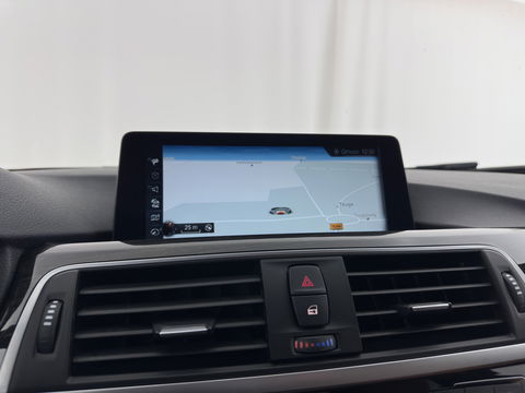 BMW 3-serie 330e High Executive Plug-In Aut. *FULL-LEATHER | FULL-LED | ADAPTIVE-CRUISE | MEMORY-PACK | KEYLESS | HIFI-SOUND | CAMERA | HEATED-SPORTSEATS | DAB+ | NAVI-FULLMAP | PRIVACY-GLASS | SHIFT-PADDLES | 18"ALU*