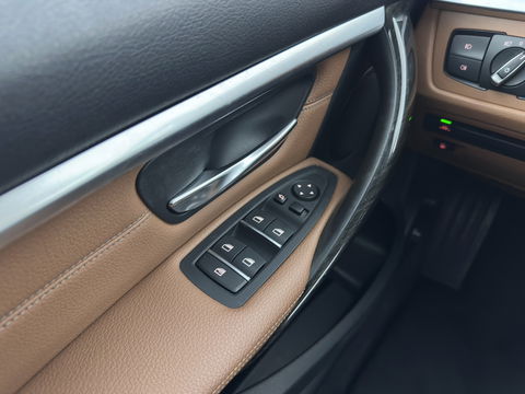 BMW 3-serie 330e High Executive Plug-In Aut. *FULL-LEATHER | FULL-LED | ADAPTIVE-CRUISE | MEMORY-PACK | KEYLESS | HIFI-SOUND | CAMERA | HEATED-SPORTSEATS | DAB+ | NAVI-FULLMAP | PRIVACY-GLASS | SHIFT-PADDLES | 18"ALU*