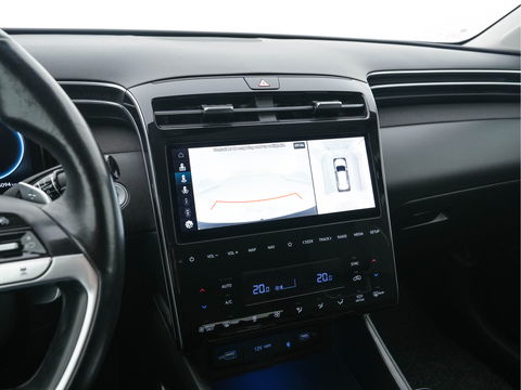Hyundai Tucson 1.6 T-GDI PHEV Premium 4WD (INCL.BTW) *FULL-LEATER | FULL-LED | ADAPTIVE-CRUISE | BLIND-SPOT | MEMORY-PACK | TOP-VIEW | KEYLESS | DIGI-COCKPIT | HEATED/VENTILATED-COMFORTSEATS | DAB+ | PRIVACY-GLASS | SHIFT-PADDLES | 1