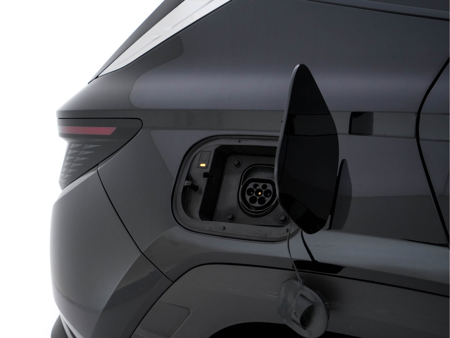 Hyundai Tucson 1.6 T-GDI PHEV Premium 4WD (INCL.BTW) *FULL-LEATER | FULL-LED | ADAPTIVE-CRUISE | BLIND-SPOT | MEMORY-PACK | TOP-VIEW | KEYLESS | DIGI-COCKPIT | HEATED/VENTILATED-COMFORTSEATS | DAB+ | PRIVACY-GLASS | SHIFT-PADDLES | 1