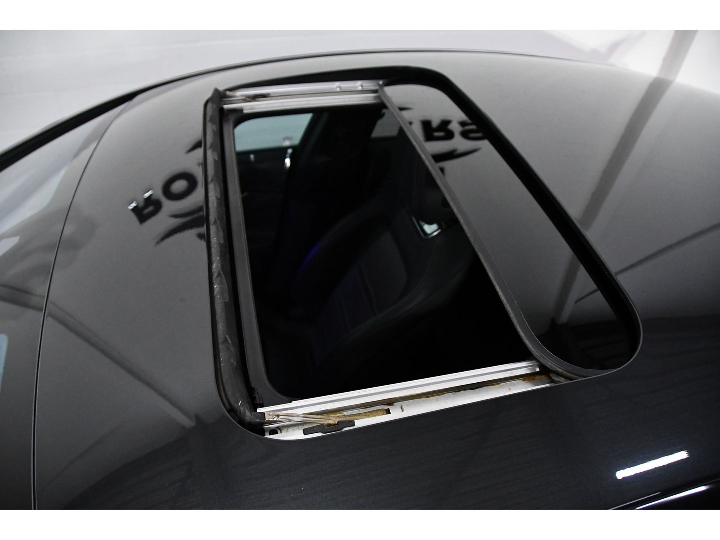 Mercedes-Benz AMG GT 4-Door Coupe AMG 63 S 4MATIC+ Edition 1, Pano, Trackpack, Stage 1 (720PK) downpipe