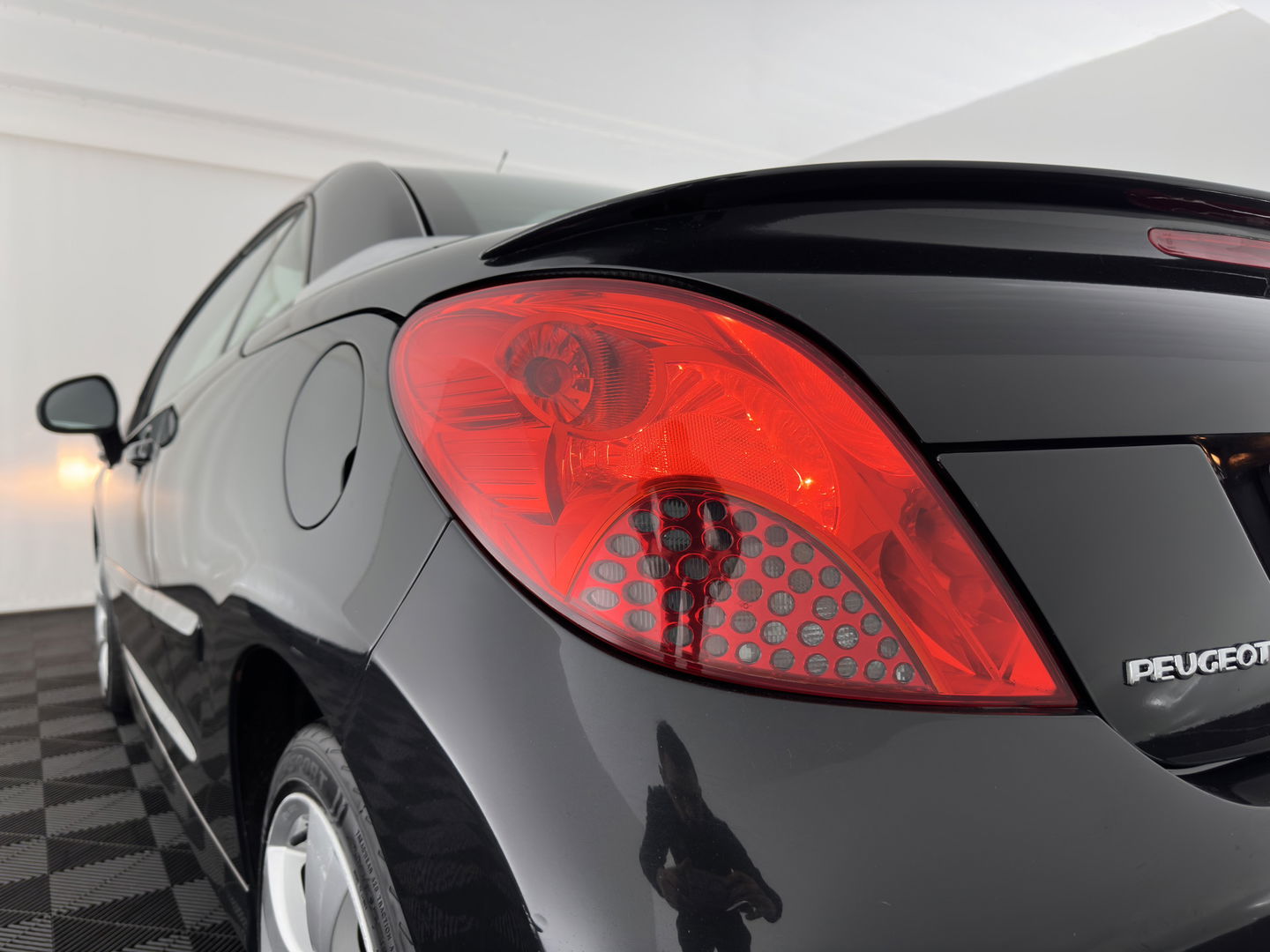 Peugeot 207 CC 1.6 VTi *HEATED-SPORTSEATS | ECC | RADIO/CD-MP3 | 17''ALU*