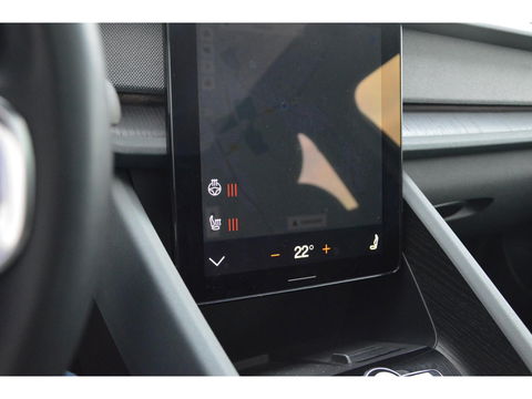 Polestar 2 Long Range Dual Motor Launch Edition 78kWh | Pilot assist | Trekhaak | Panoramadak | Stoel + Stuurverwarming | 360° |