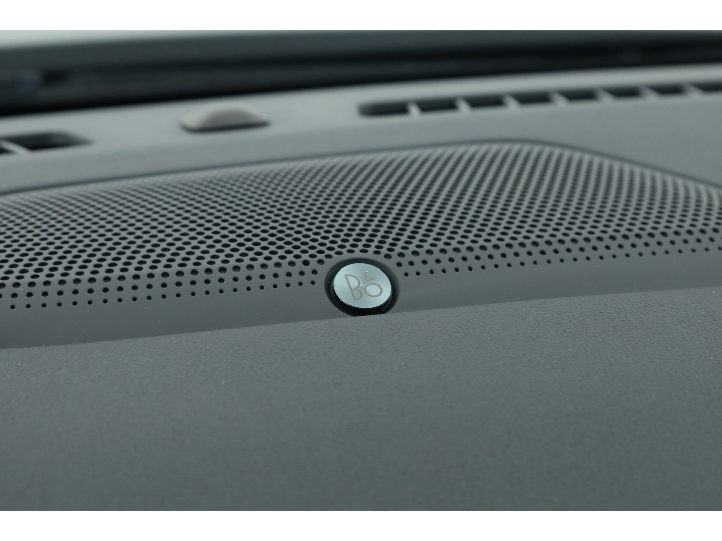 Ford Kuga 2.5 PHEV | Trekhaak | HUD | B&O | Stoel- Stuurverw. | Camera | CarPlay | Keyless