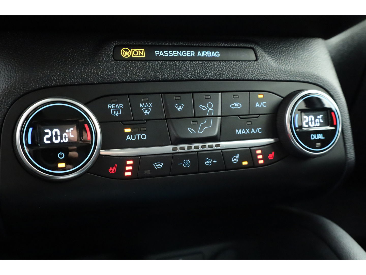 Ford Kuga 2.5 PHEV | Trekhaak | HUD | B&O | Stoel- Stuurverw. | Camera | CarPlay | Keyless