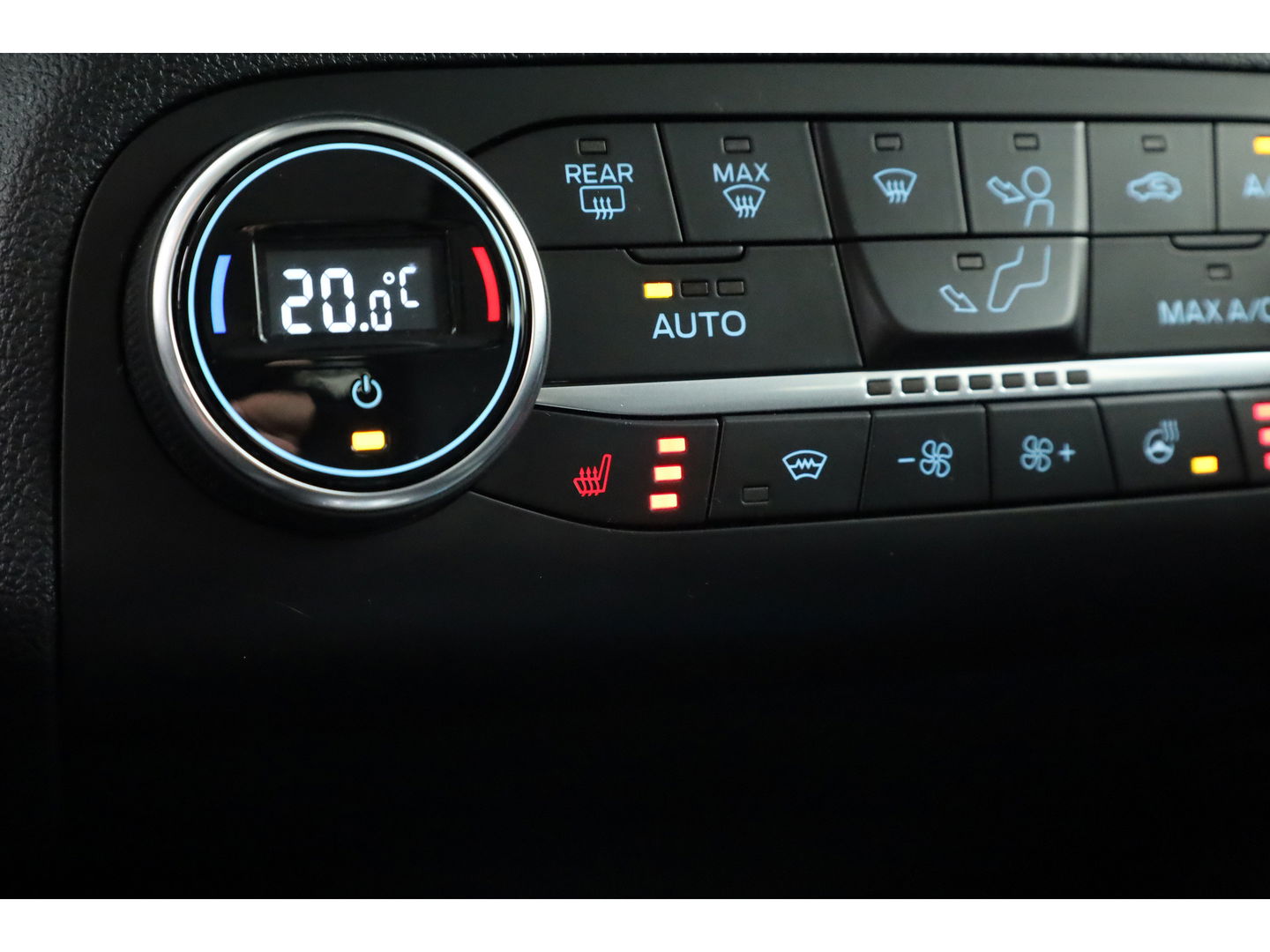 Ford Kuga 2.5 PHEV | Trekhaak | HUD | B&O | Stoel- Stuurverw. | Camera | CarPlay | Keyless