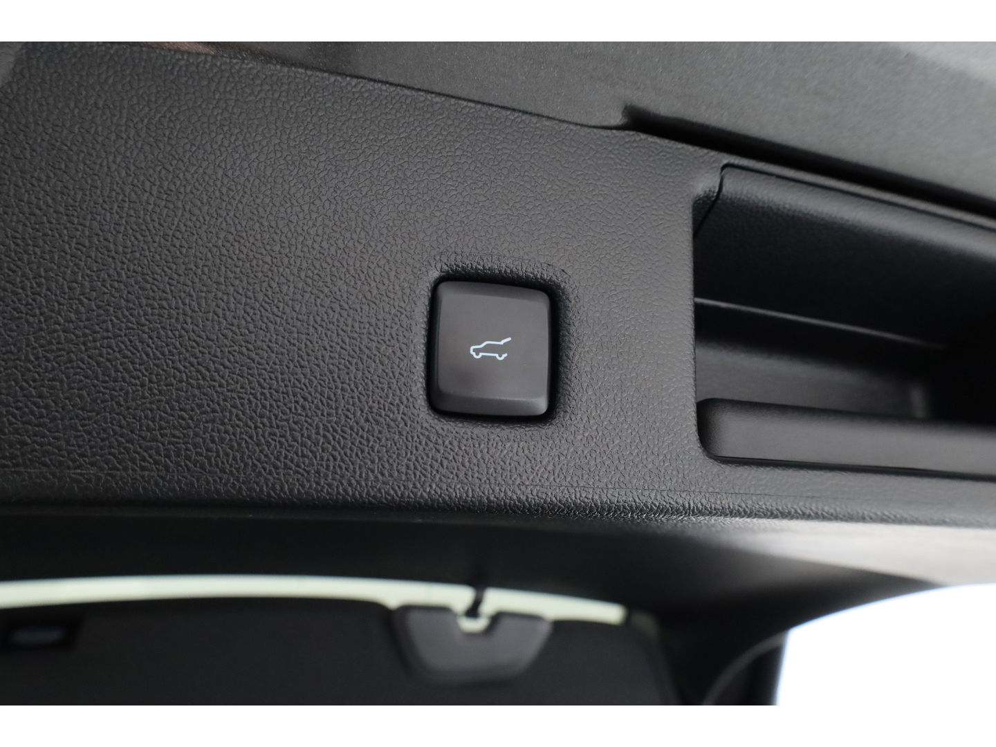 Ford Kuga 2.5 PHEV | Trekhaak | HUD | B&O | Stoel- Stuurverw. | Camera | CarPlay | Keyless