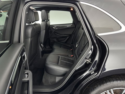 Porsche Macan 3.0 S Aut. *PANO | LUXURY-LEATHER | XENON | SPORT-CHRONO-PACK | MEMORY-PACK | BOSE-SOUND | AIR-SUSPENSION | HEATED-COMFORTSEATS | CAMERA | NAVI-FULLMAP | PRIVACY-GLASS | SHIFT-PADDLES | 21''ALU*