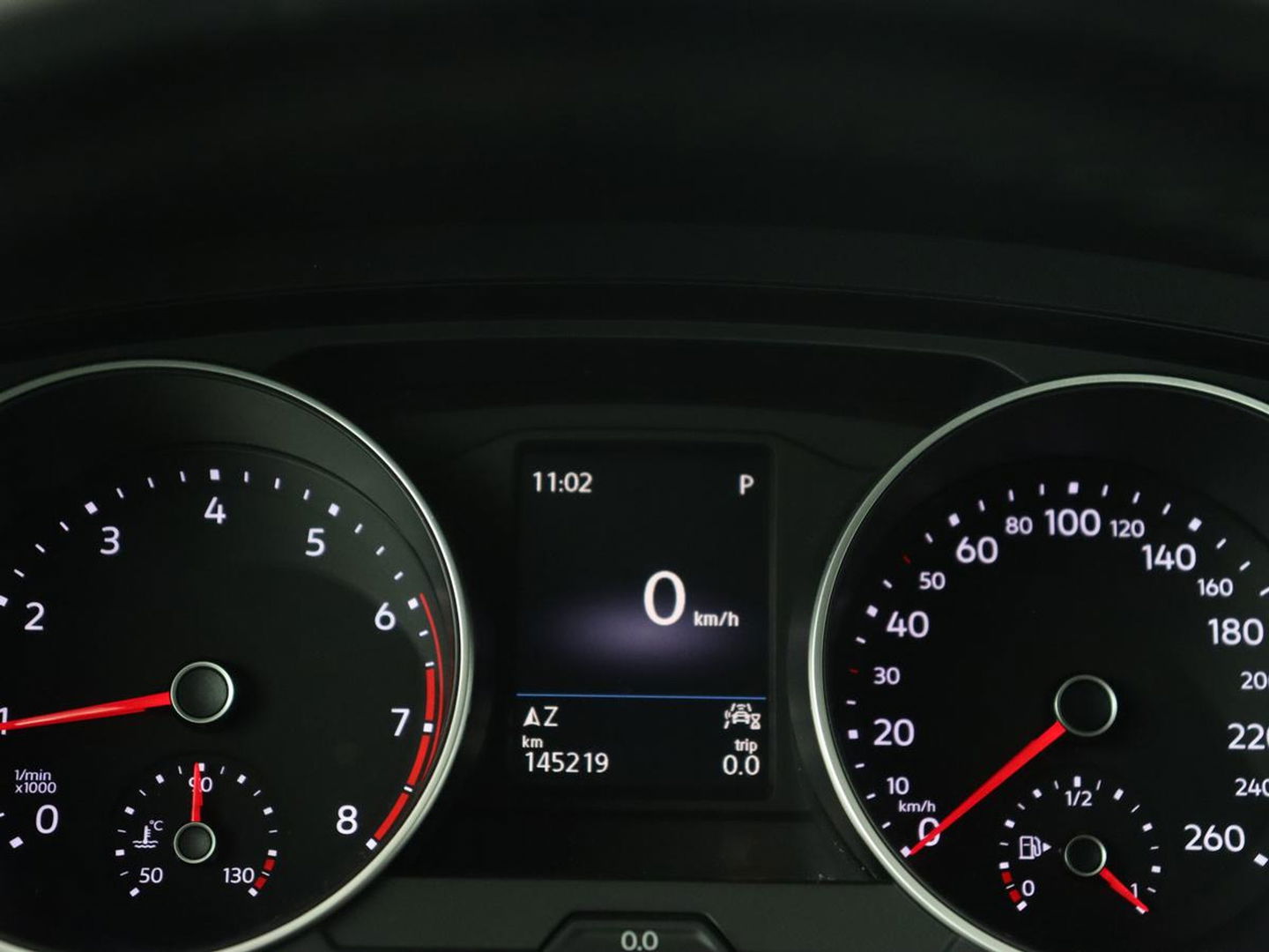 Volkswagen Tiguan 1.5 TSI Comfortline | Panoramadak | Stoelverwarming | Massage | Adaptive cruise | Carplay | Navigatie | Parkeerhulp