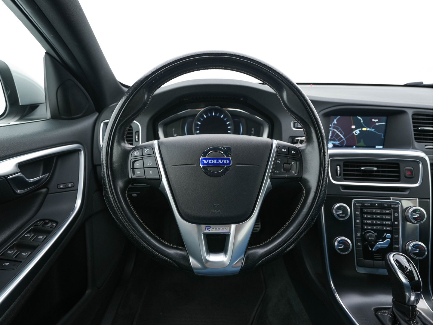 Volvo S60 1.6 T3 R-Design Summum Aut. *LEATHER-MICROFIBRE | NAVI-FULLMAP | SPORT-SEATS | ECC | PDC | CRUISE | 18''ALU*