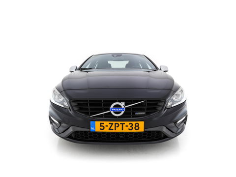 Volvo S60 1.6 T3 Summum R-Design Aut. *LEATHER-MICROFIBRE | NAVI-FULLMAP | SPORT-SEATS | ECC | PDC | CRUISE | 18''ALU*